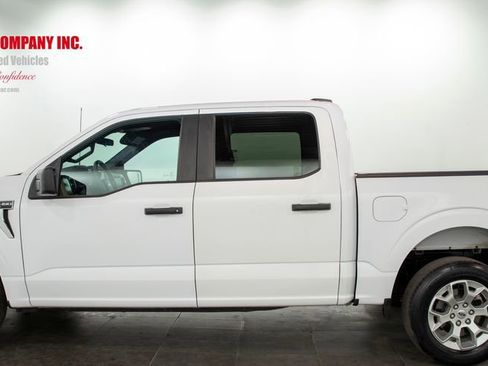 Used 2023 Ford F150 XLT image 5