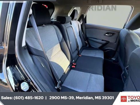 Used 2023 Nissan Rogue SV image 20