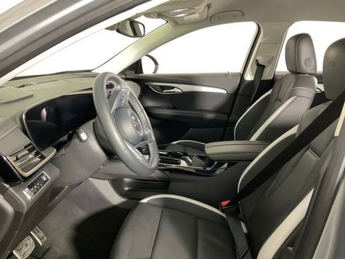 Used 2025 Buick Envision Sport Touring image 29