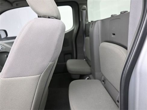 Used 2019 Nissan Frontier S image 19