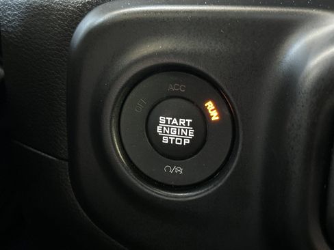 Used 2022 Jeep Wrangler Unlimited Rubicon w/ Xtreme Recon 35" Tire Package AWD/4WD image 35