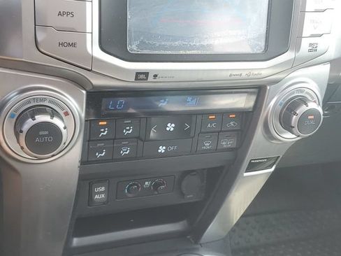 Used 2017 Toyota 4Runner Limited AWD/4WD image 30