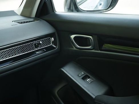 Used 2023 Honda Civic EX image 29