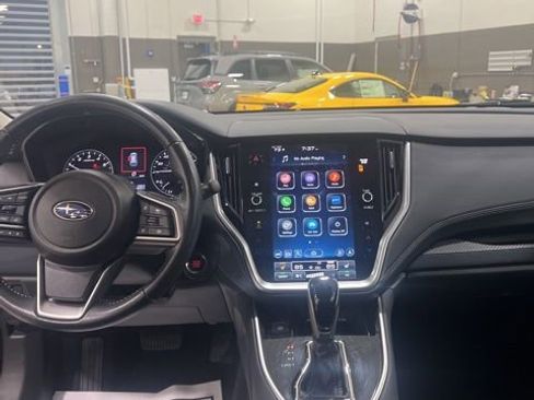 Certified 2023 Subaru Outback Premium image 6