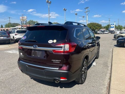 Used 2024 Subaru Ascent Touring AWD/4WD image 4