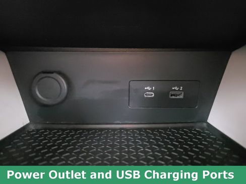 Used 2023 Nissan Pathfinder SV w/ Black Appearance Package image 35