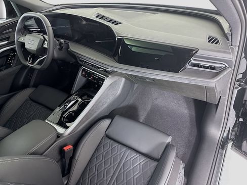 Used 2026 Audi SQ5 Premium Plus AWD/4WD image 19