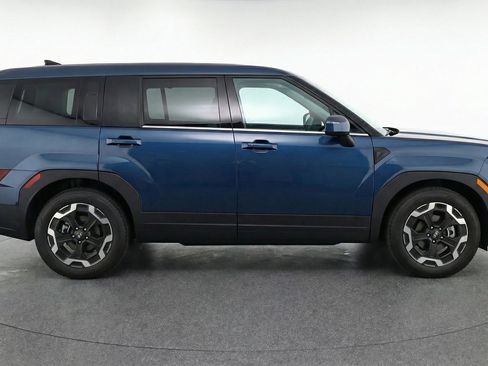 Used 2025 Hyundai Santa Fe SEL image 11