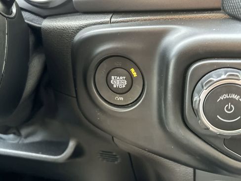 Used 2021 Jeep Wrangler Unlimited Sport image 17