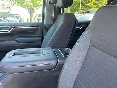 Used 2022 GMC Sierra 1500 Elevation w/ LPO, Elevation Black Package AWD/4WD image 6