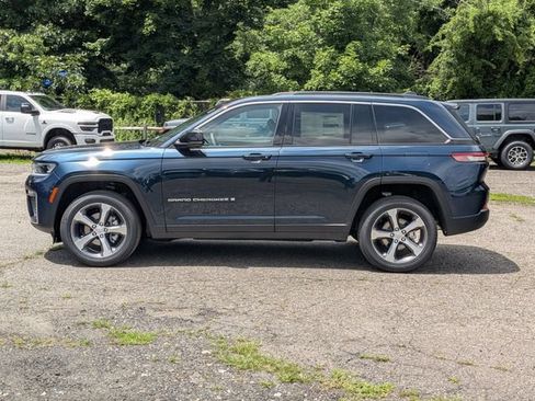 New 2026 Jeep Grand Cherokee Limited AWD/4WD image 6