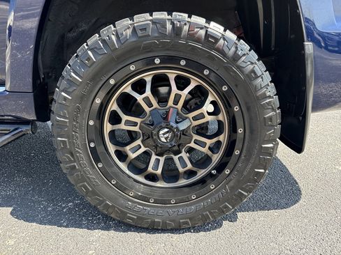 Certified 2017 Toyota 4Runner Limited AWD/4WD image 19