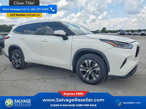 Used 2021 Toyota Highlander XLE AWD/4WD image 5