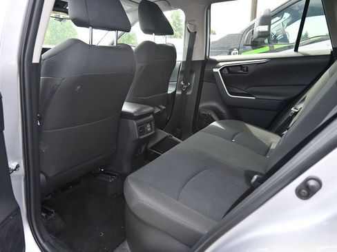 Used 2025 Toyota RAV4 LE AWD/4WD image 11