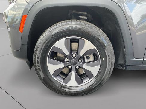 Used 2024 Jeep Grand Cherokee Limited 4xe AWD/4WD image 30