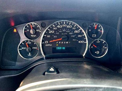 Used 2019 Chevrolet Express 2500 w/ Safety Package image 13