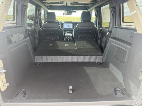 New 2025 Ford Bronco Badlands image 33