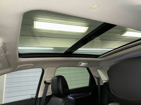 Used 2019 Cadillac XT5 Luxury image 4