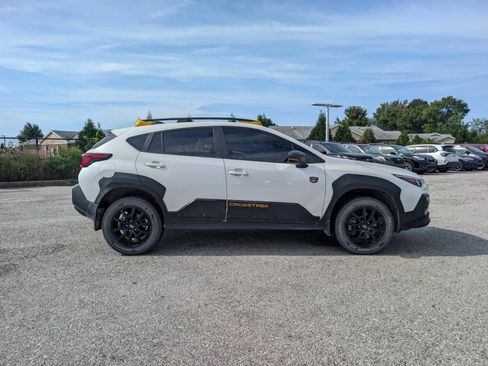 Used 2024 Subaru Crosstrek 2.5i Wilderness AWD/4WD image 6