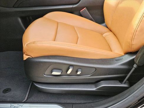 New 2026 Cadillac XT5 Premium Luxury image 4