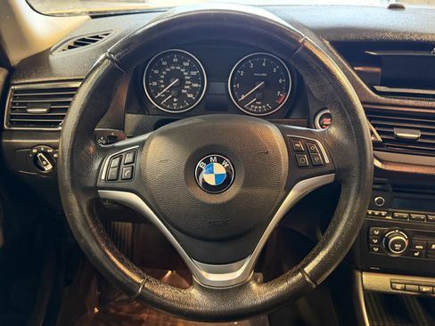 Used 2015 BMW X1 sDrive28i RWD image 12