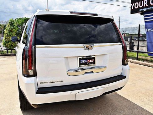 Used 2020 Cadillac Escalade Luxury RWD image 61