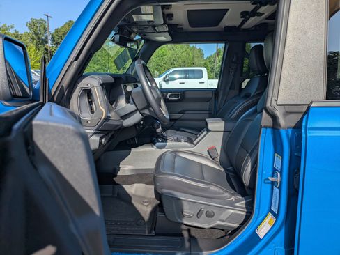 Certified 2025 Ford Bronco Badlands AWD/4WD image 13