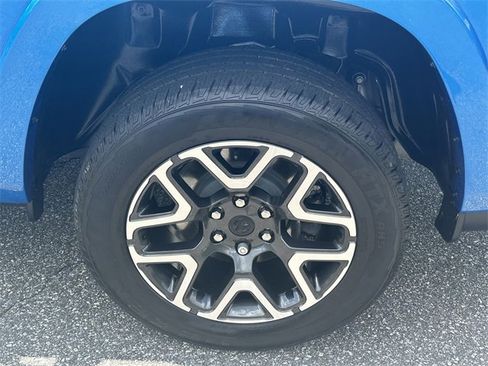 Used 2025 RAM 1500 Laramie image 19