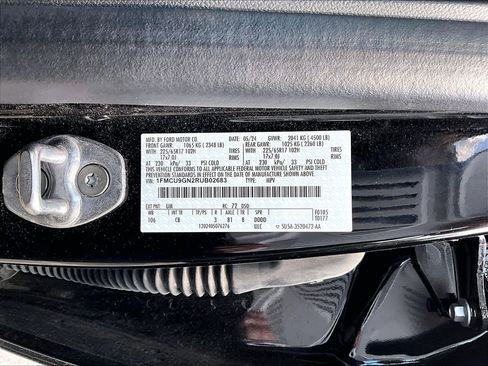Used 2024 Ford Escape Active AWD/4WD image 9