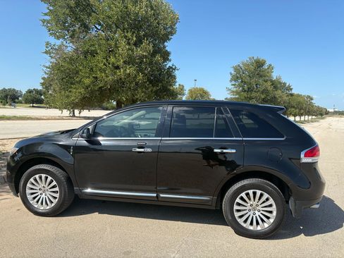 Used 2015 Lincoln MKX FWD image 14