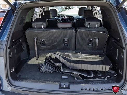 Used 2025 Chevrolet Traverse Z71 w/ Driver Confidence Package AWD/4WD image 40