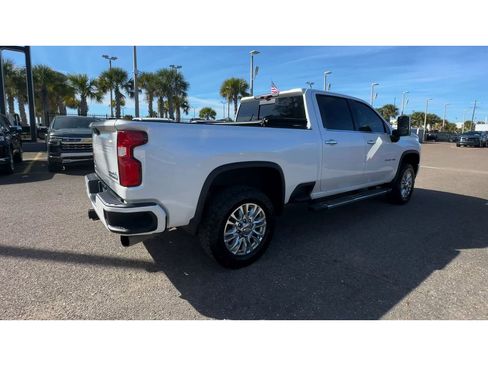 Used 2023 Chevrolet Silverado 2500 High Country w/ Technology Package image 6