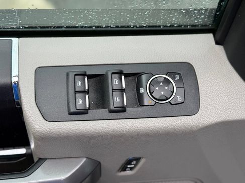 Used 2020 Ford F150 XLT w/ Trailer Tow Package AWD/4WD image 17