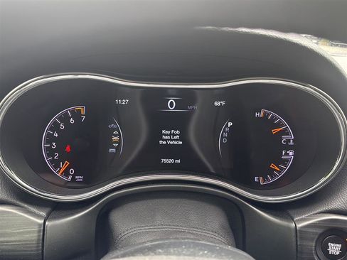 Used 2019 Jeep Grand Cherokee Altitude AWD/4WD image 14