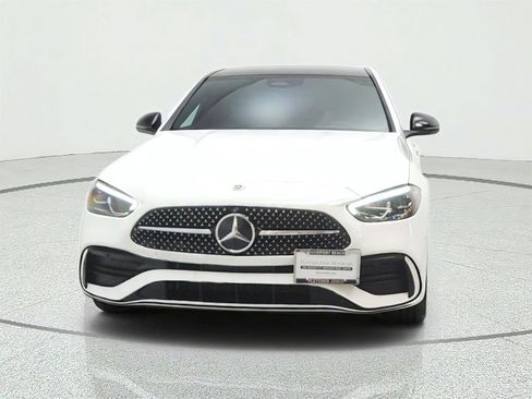 Used 2023 Mercedes-Benz C 300 Sedan image 2