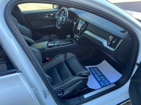 Used 2019 Volvo S60 T6 R-Design AWD/4WD image 21