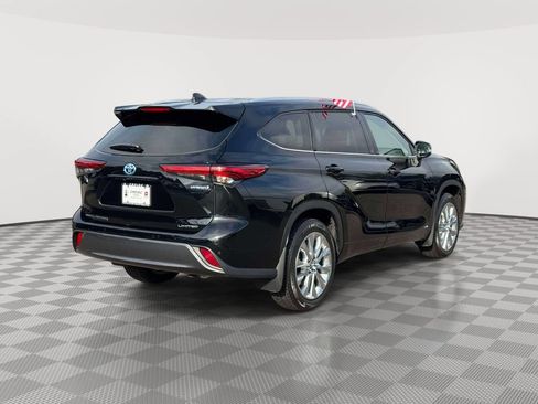 Used 2023 Toyota Highlander Limited AWD/4WD image 7
