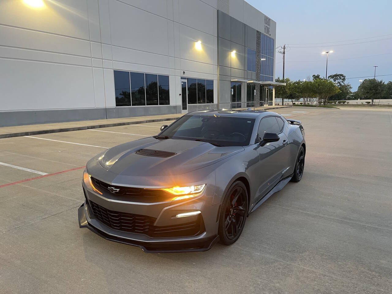 Used 2021 Chevrolet Camaro SS RWD image 27