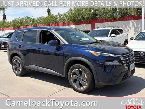 Used 2025 Nissan Rogue SV FWD image 1