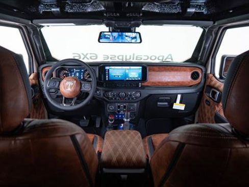 Used 2026 Jeep Gladiator Sport image 2