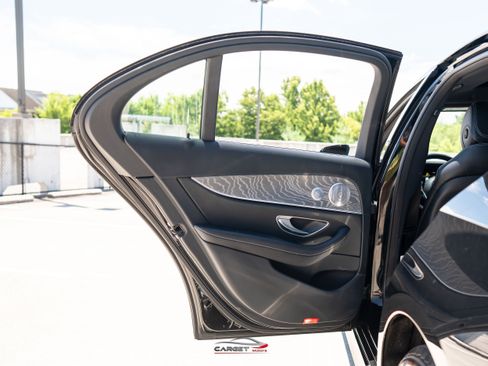 Used 2021 Mercedes-Benz E 350 4MATIC Sedan w/ Premium Package image 43