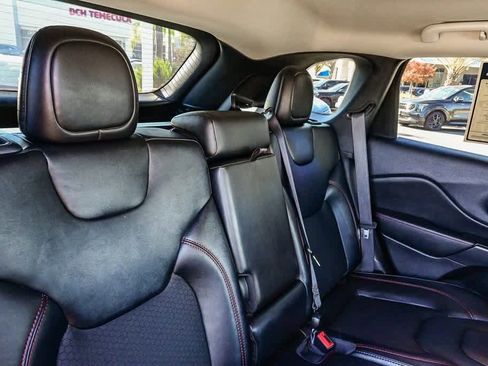 Used 2022 Jeep Cherokee Trailhawk w/ Sound & Nav Group image 22