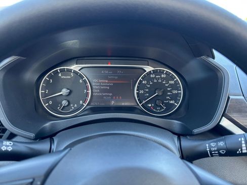 Used 2025 Nissan Altima 2.5 SV FWD image 34