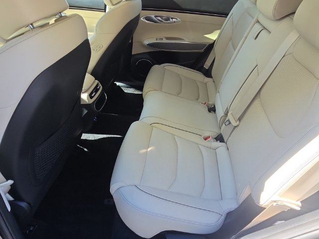 Used 2024 Genesis GV70 2.5T w/ Advanced Package AWD/4WD image 12