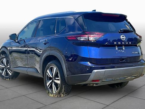 Used 2026 Nissan Rogue SL AWD/4WD image 12