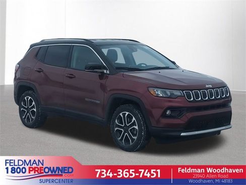 Used 2022 Jeep Compass Limited image 1