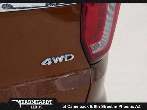 Used 2017 Ford Explorer Limited w/ Equipment Group 301A AWD/4WD image 8