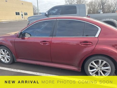 Used 2013 Subaru Legacy 2.5i Limited image 9