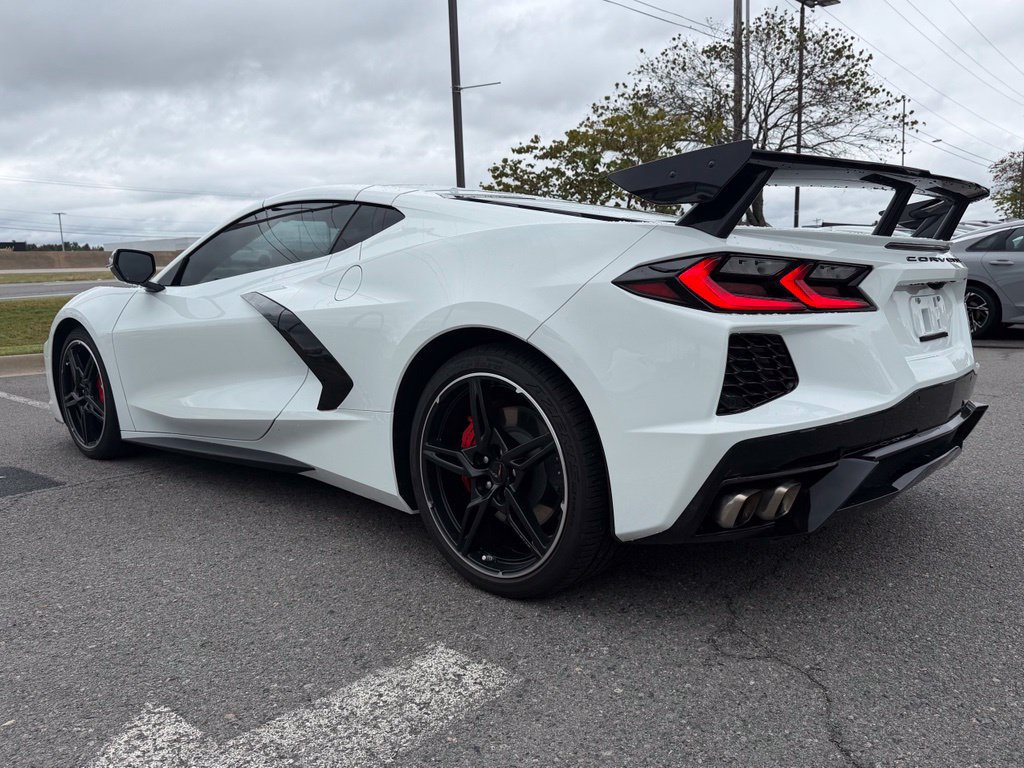 Used 2022 Chevrolet Corvette Stingray Coupe w/ 1LT RWD image 5