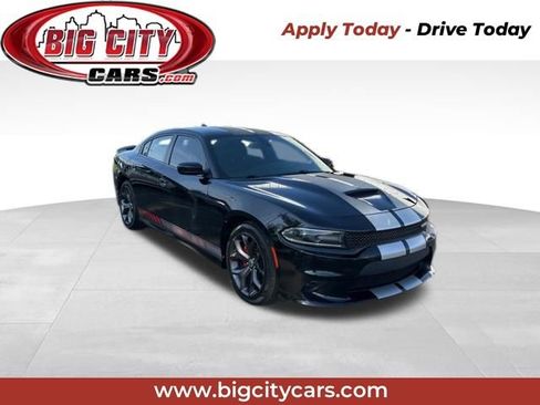 Used 2019 Dodge Charger GT RWD image 1